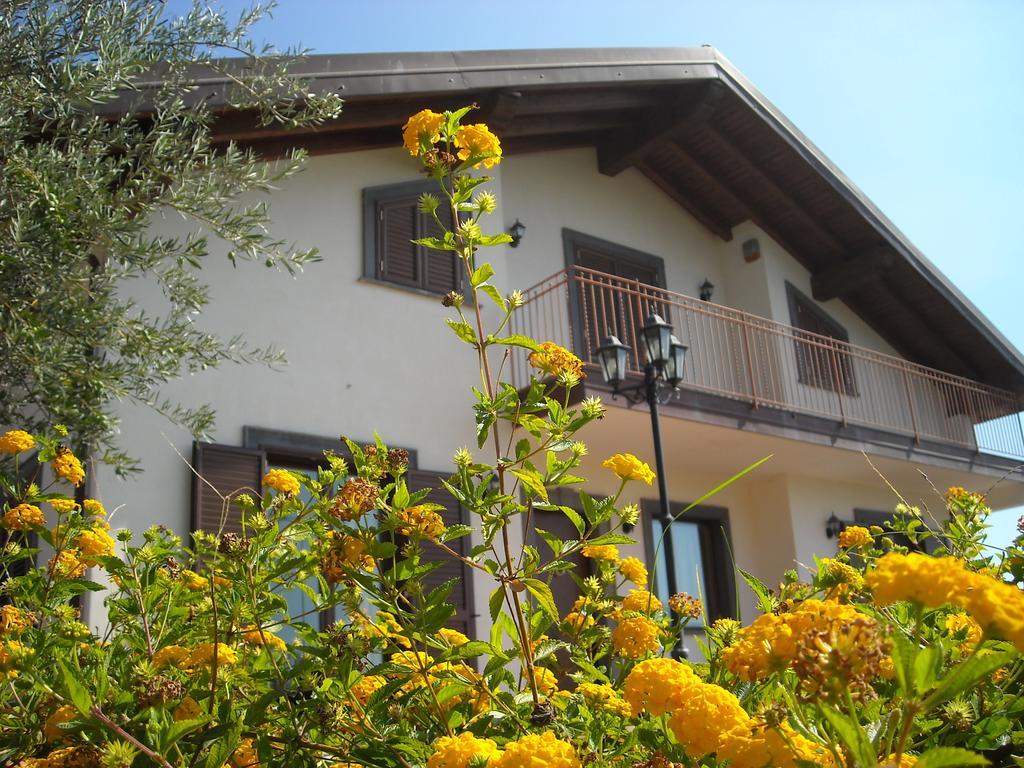 Aurora Dell'Etna Bed & Breakfast Дзаферана Етнеа Екстериор снимка